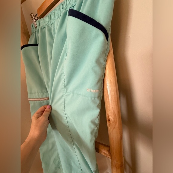 Grey's Anatomy By Barco Scrubs Set With Pants Green Black Small - Picture 4 of 11